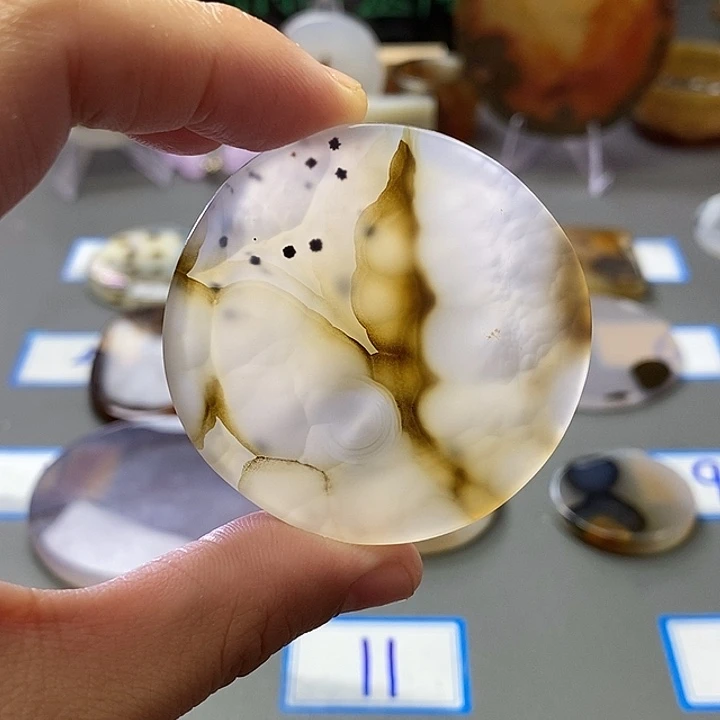 玛瑙/玉髓未镶嵌珠宝半成品