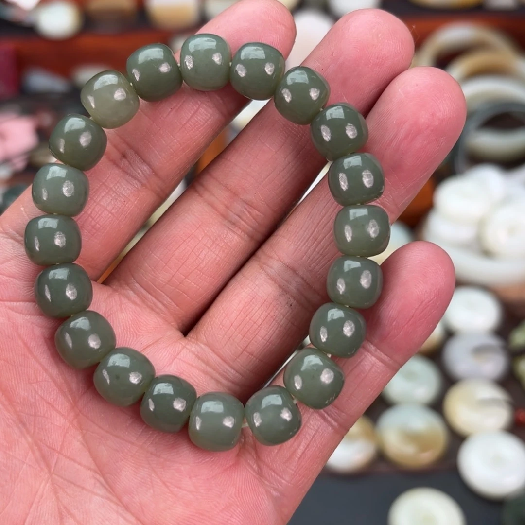 和田玉（糖玉）颈饰未镶嵌