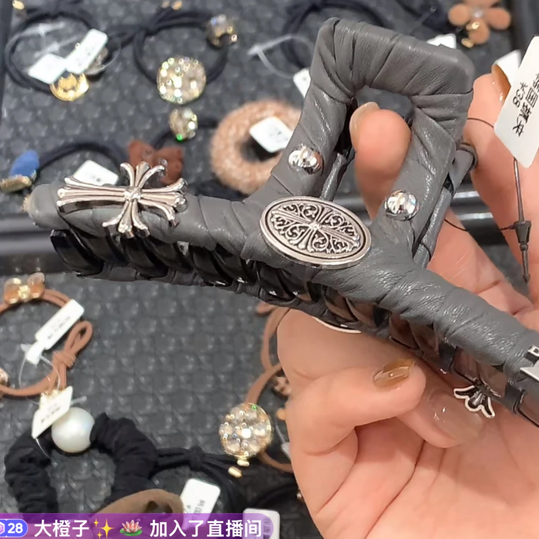 美拉德格纹蝴蝶结鲨鱼夹女秋冬高级感大号后脑勺盘发抓网红ins气