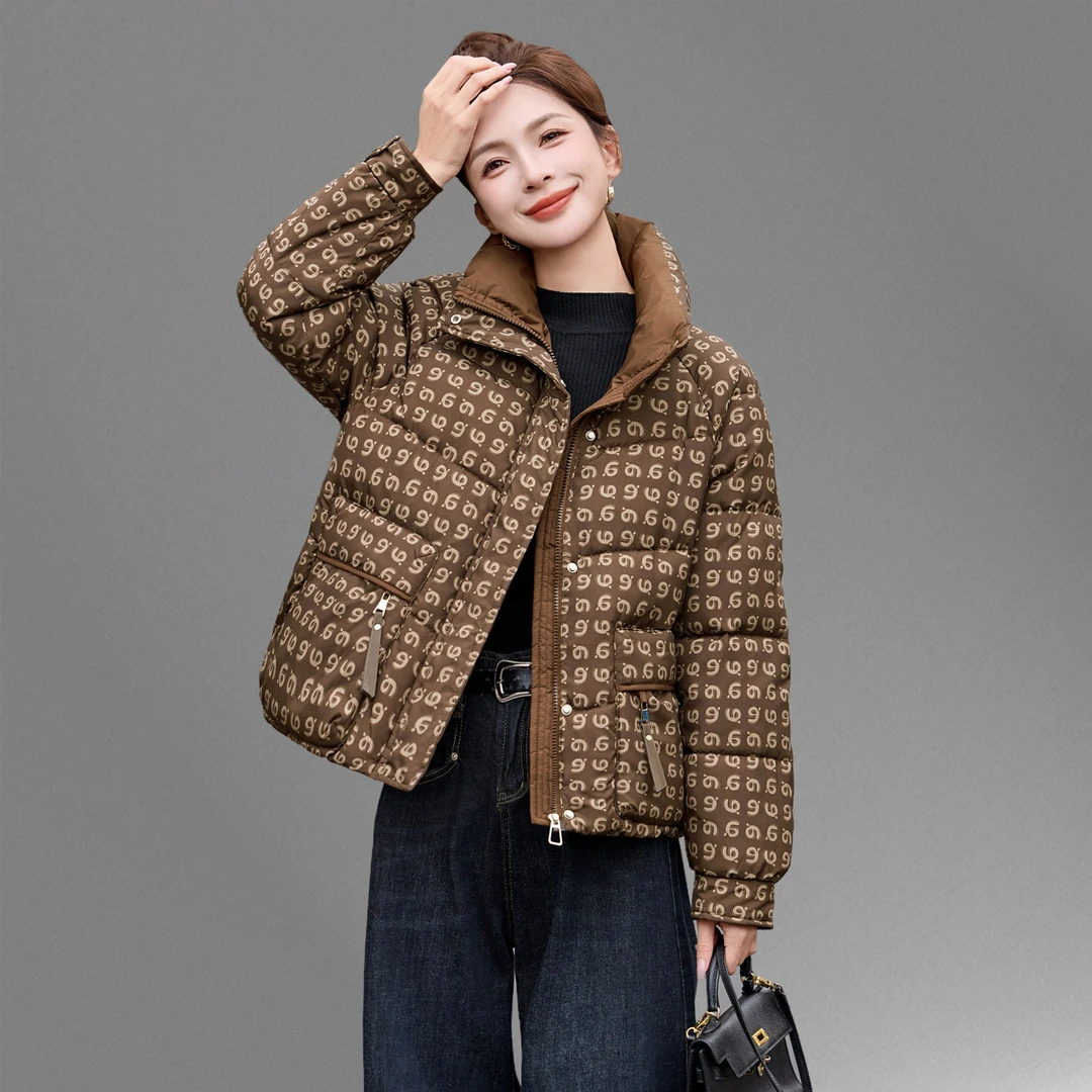 时尚立领字母印花棉服女冬季新款短款加厚保暖小个子洋气棉衣外套