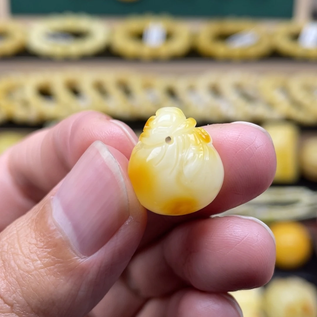 琥珀裸石未镶嵌琥珀蜜蜡