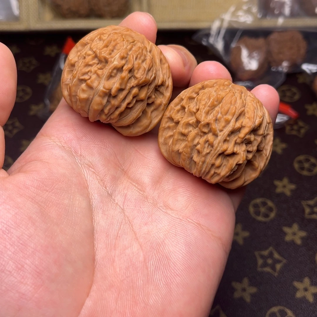 西***皮把件文玩核桃45尺四座楼