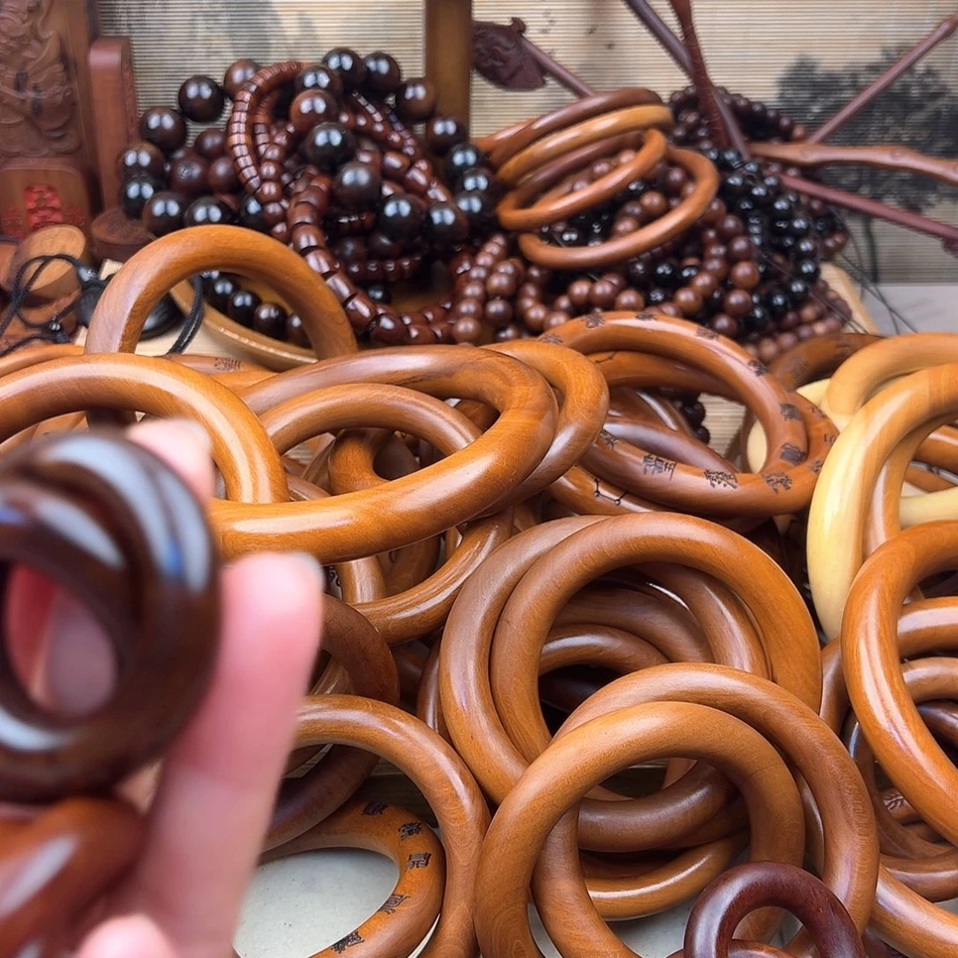 云***-2.5内径枣木玉化乾坤圈