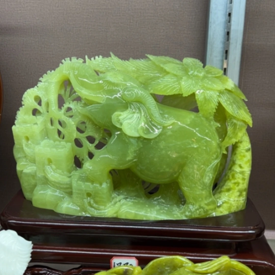 【闪购商品】未镶嵌蛇纹石玉珠宝奇石走向成功