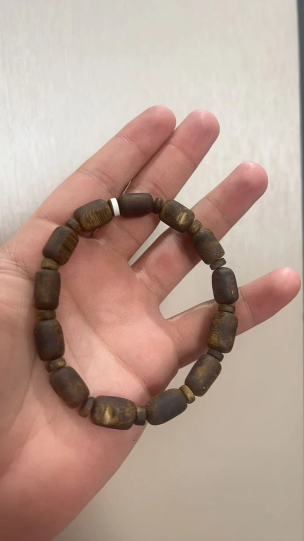 沉香央博-母树板头手串单圈