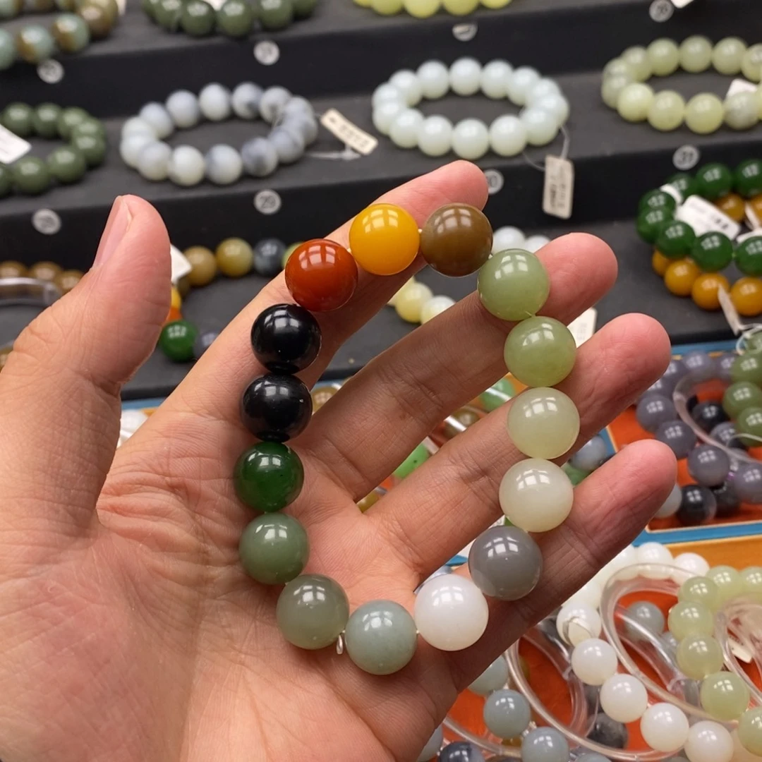 和田玉未镶嵌手链