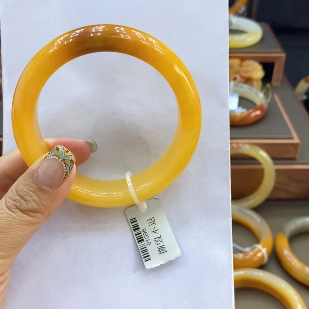 石英质玉（黄龙玉）未镶嵌手镯H