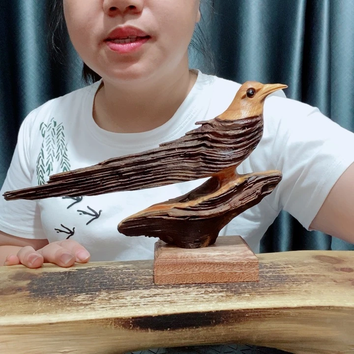 木广****司百年树的设计风格