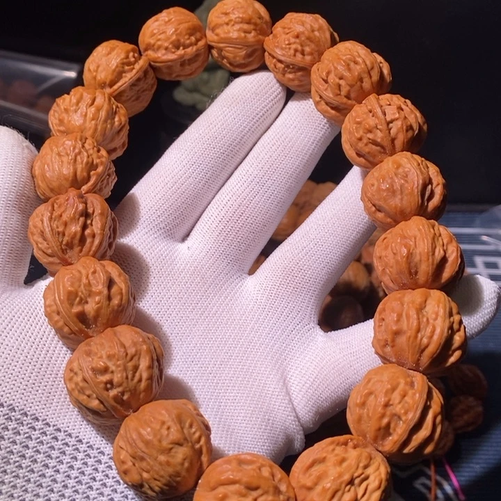 手串文玩核桃……54