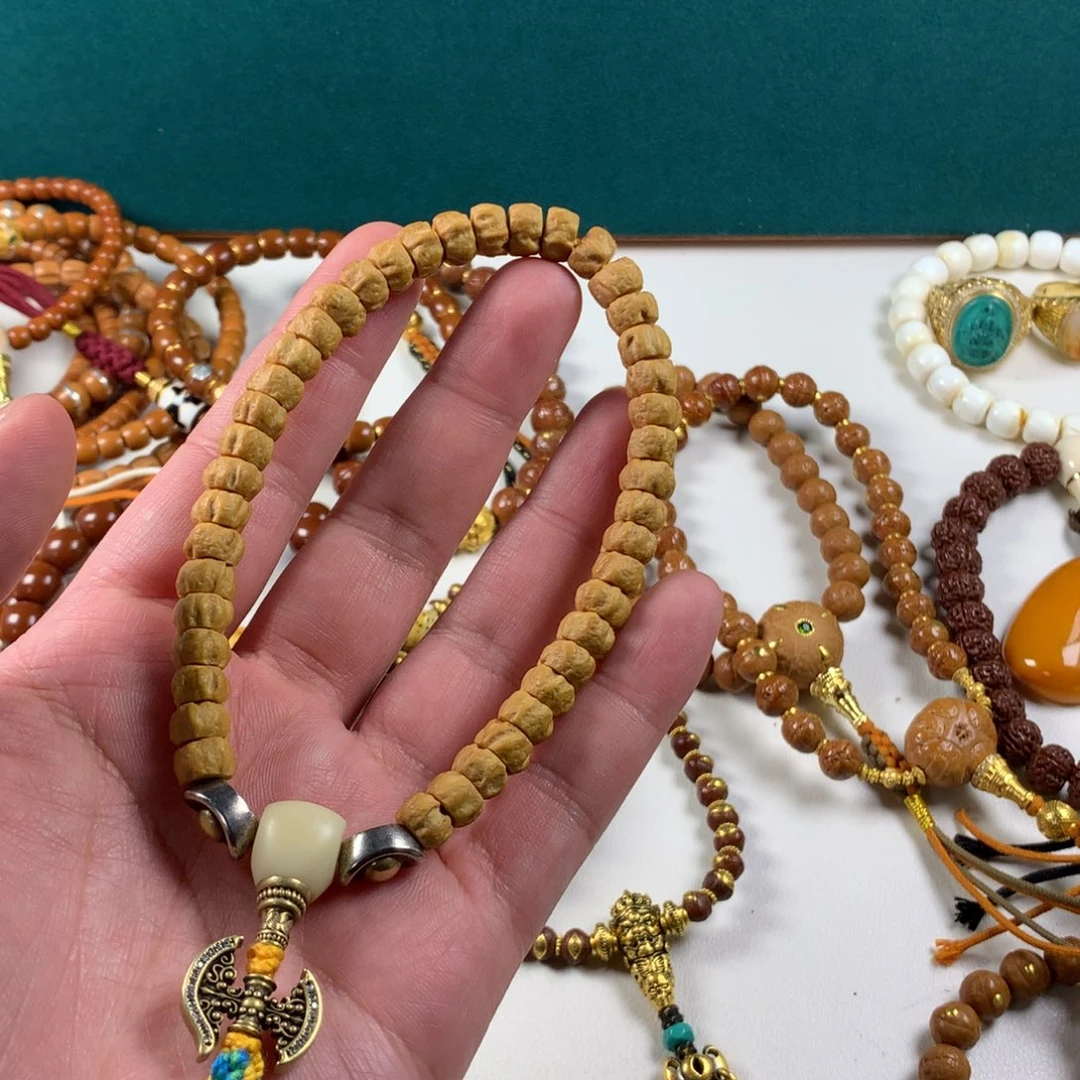 柏香籽/百香籽吊坠。。。。。。。。。。