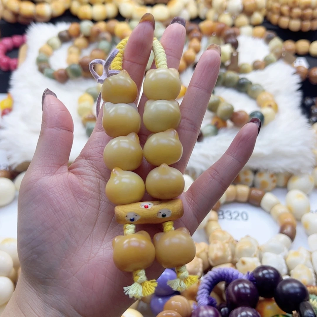 吊坠白玉菩提22➕干车干磨菩提猫猫头