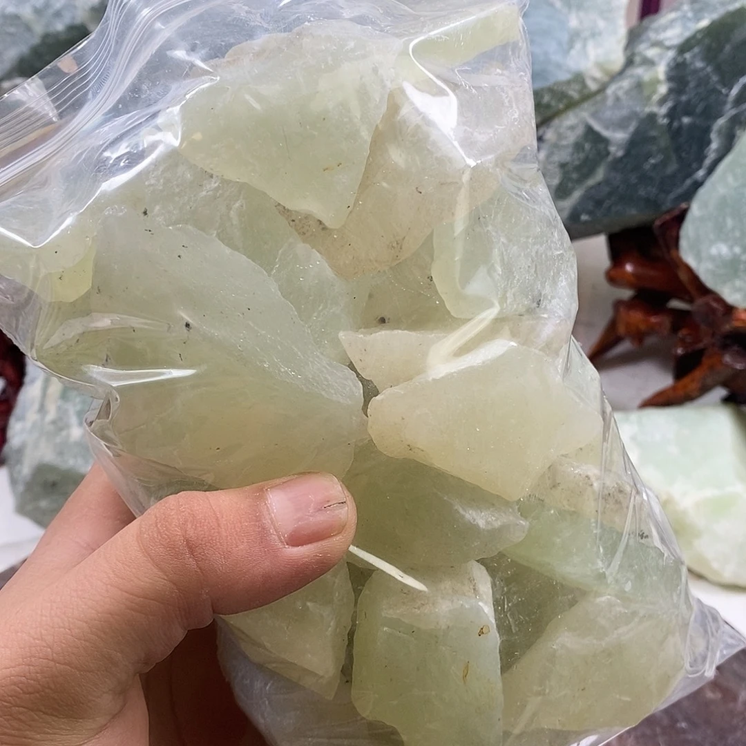 @***人蛇纹石玉合金珠宝奇石