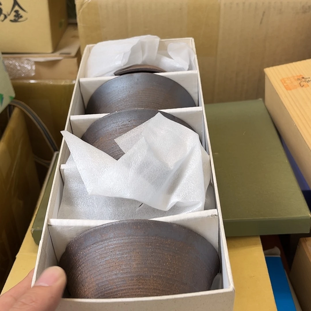 盖碗在一起就是要幸福快乐每