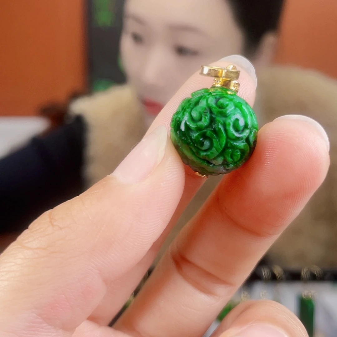 翡翠未镶嵌耳饰饰品