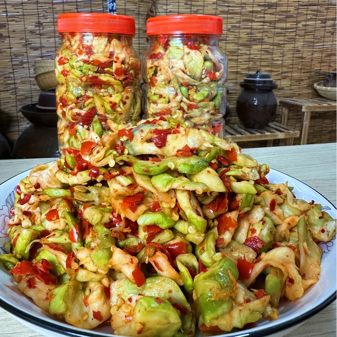 湖南邵阳手工香辣青菜片500克一瓶