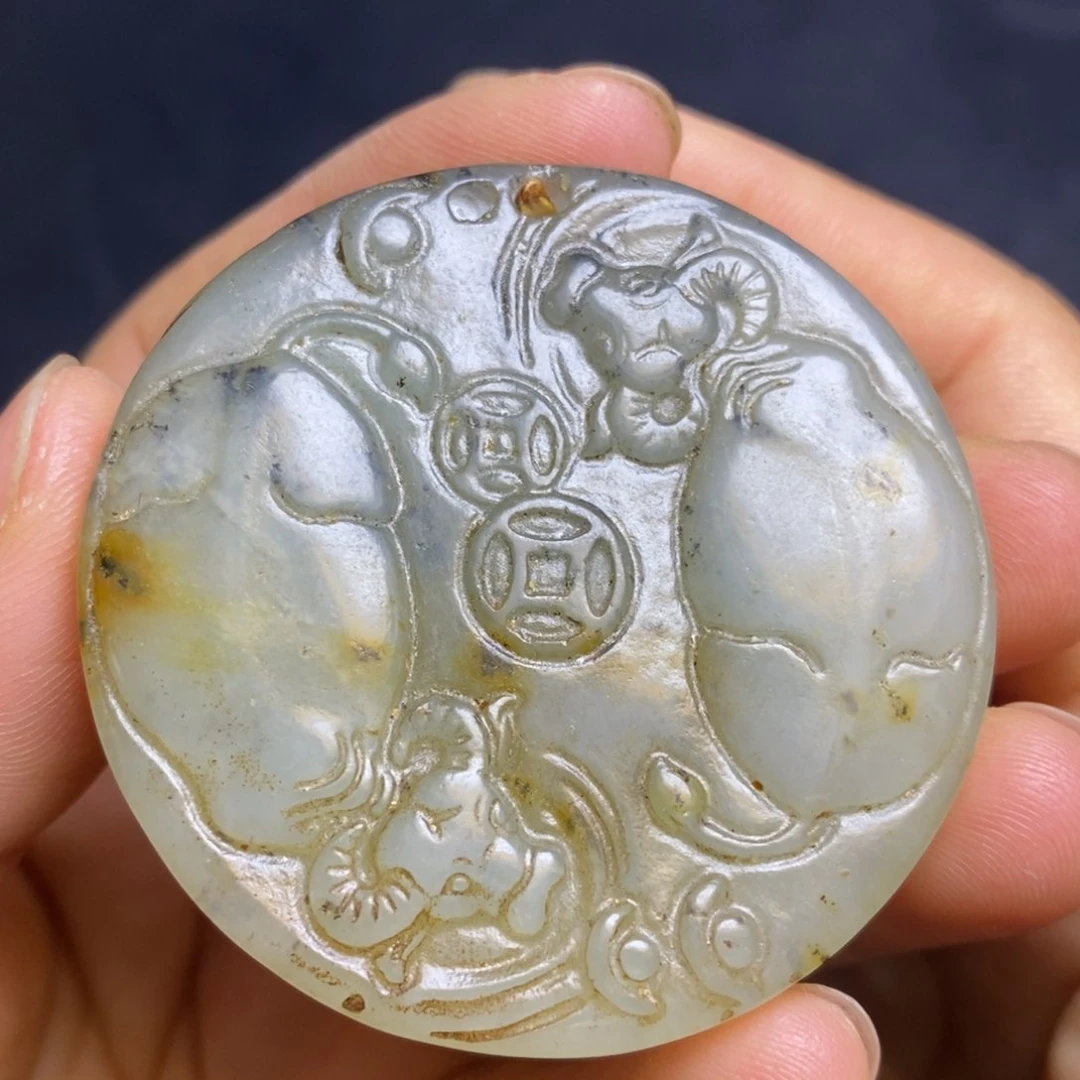 未镶嵌和田玉（糖玉）挂件