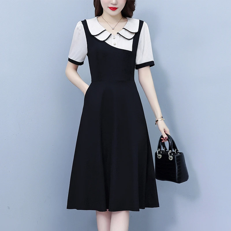 大码女装夏季新款韩版中年妈气质显瘦超修身洋气简约拼接连衣裙女