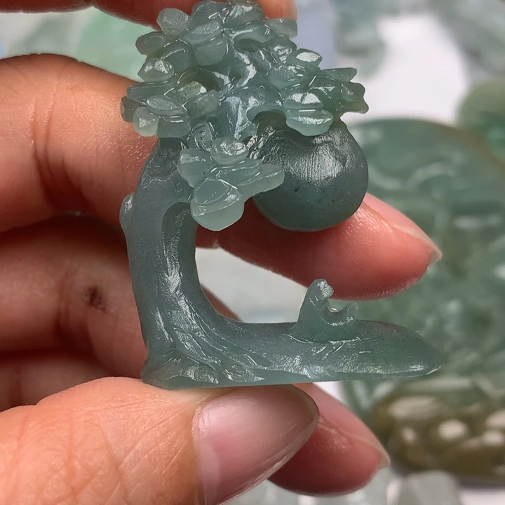 未镶嵌定制翡翠翡翠