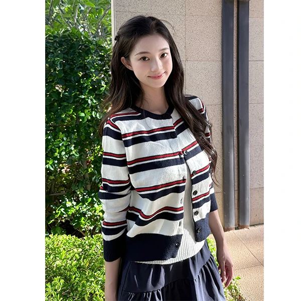 2025秋款条纹短款开衫针织毛衣高腰显瘦半身裙两件套女气质高级感