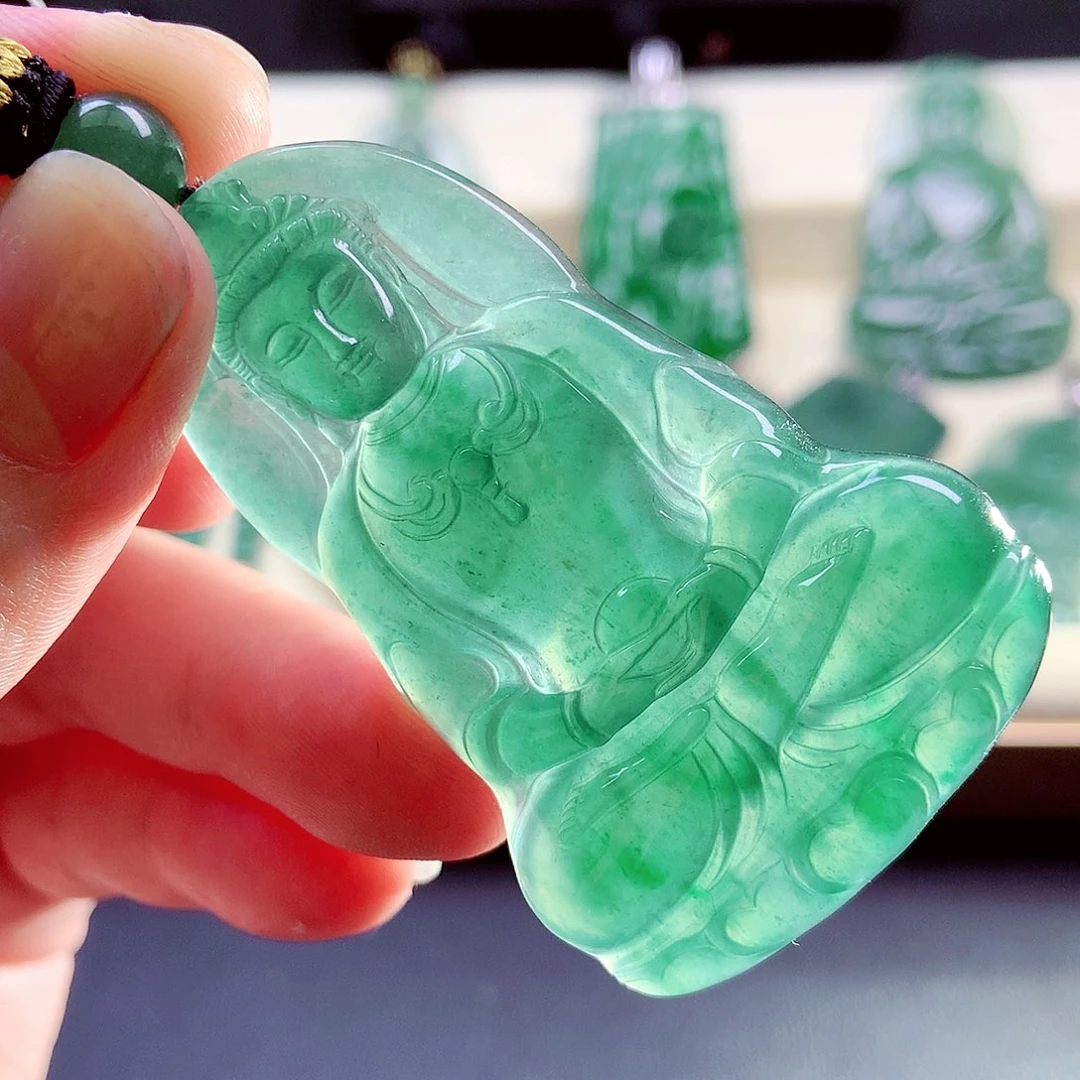 【闪购商品】颈饰未镶嵌翡翠天然