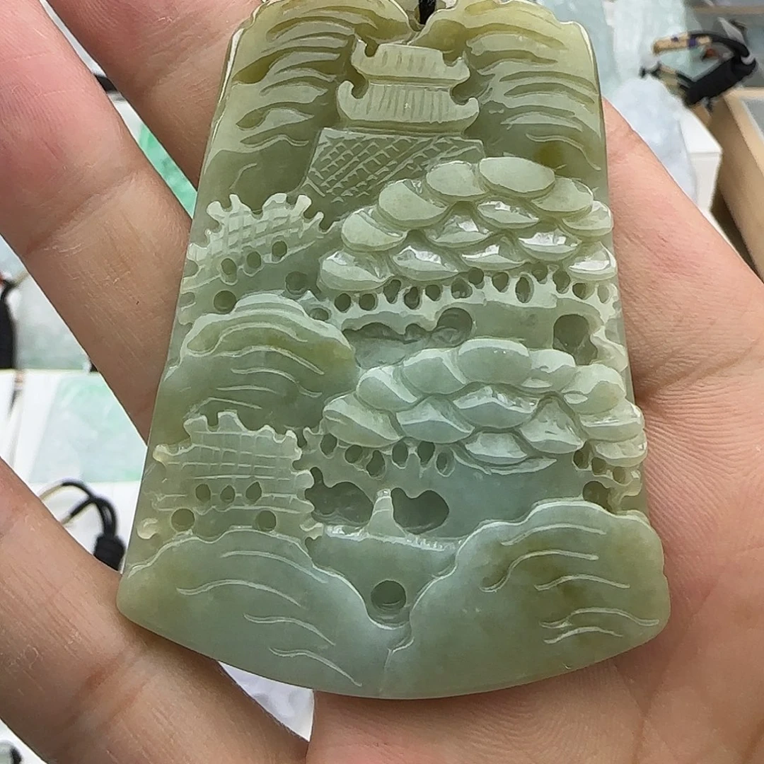 翡翠未镶嵌颈饰翡翠