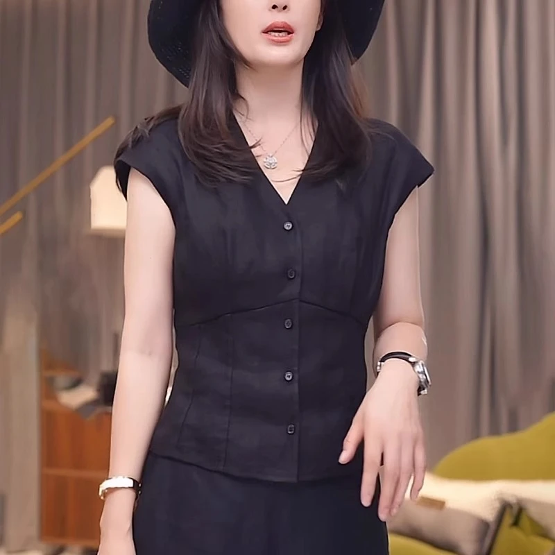 黑色V领衬衫女短袖2025夏季新款高级感洋气减龄收腰显瘦休闲上衣