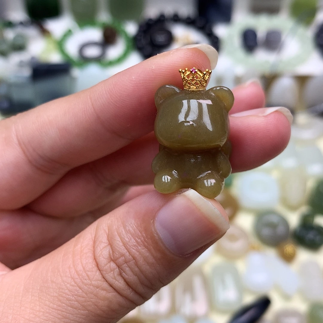 和田玉18K金镶嵌颈饰