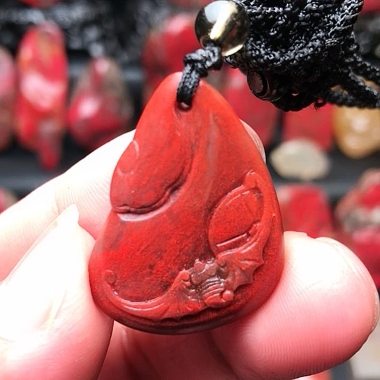 昌化石昌化鸡血石挂件