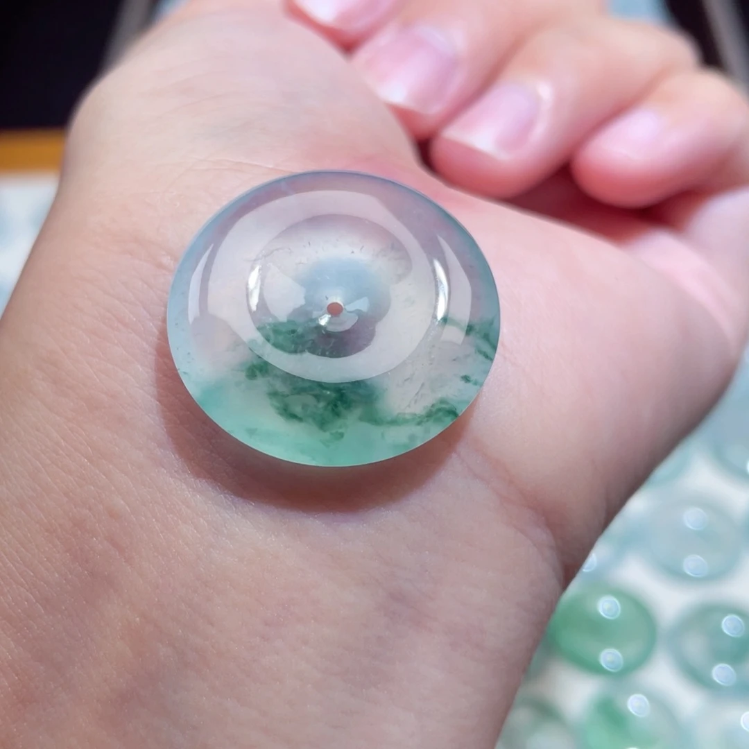 颈饰未镶嵌翡翠扣子