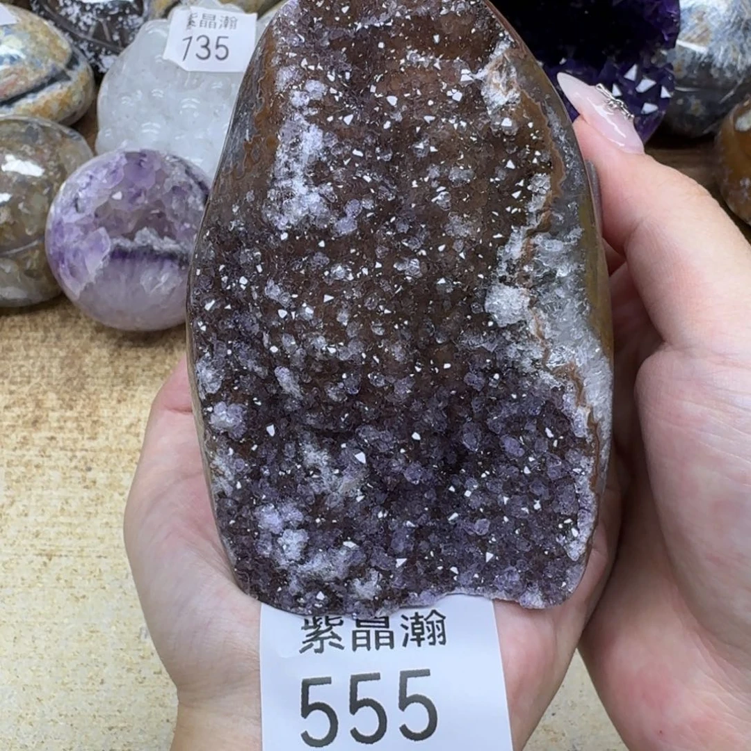 玛瑙/玉髓未镶嵌珠宝奇石