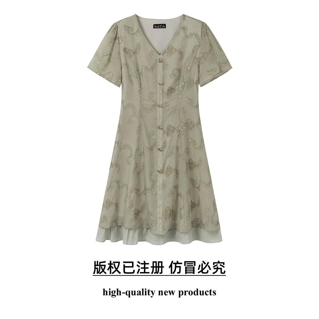 【奢姿】大码女装2025夏季气质V领连衣裙胖妹妹纽扣装饰珍珠纱裙子