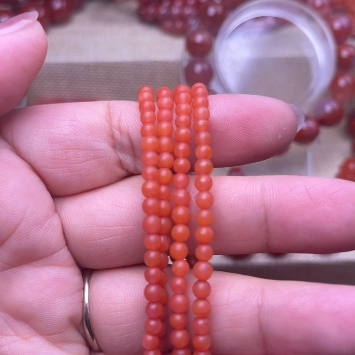 颈饰未镶嵌南红玛瑙小米