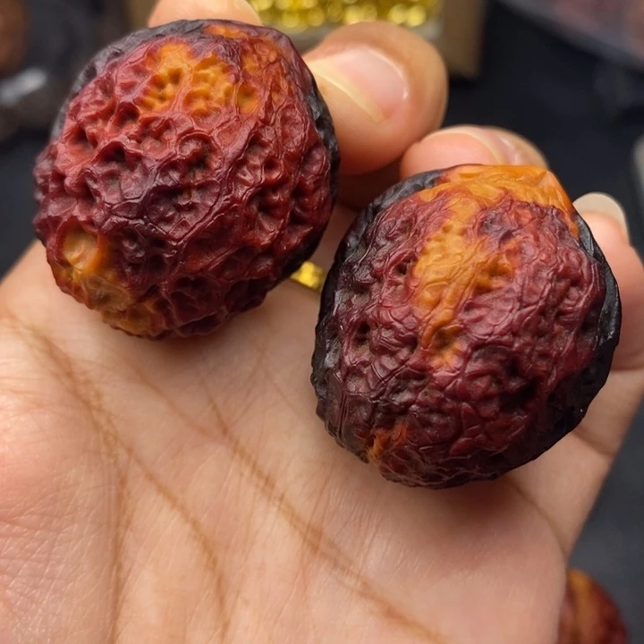 文玩核桃把件39尺蛇皮元宝