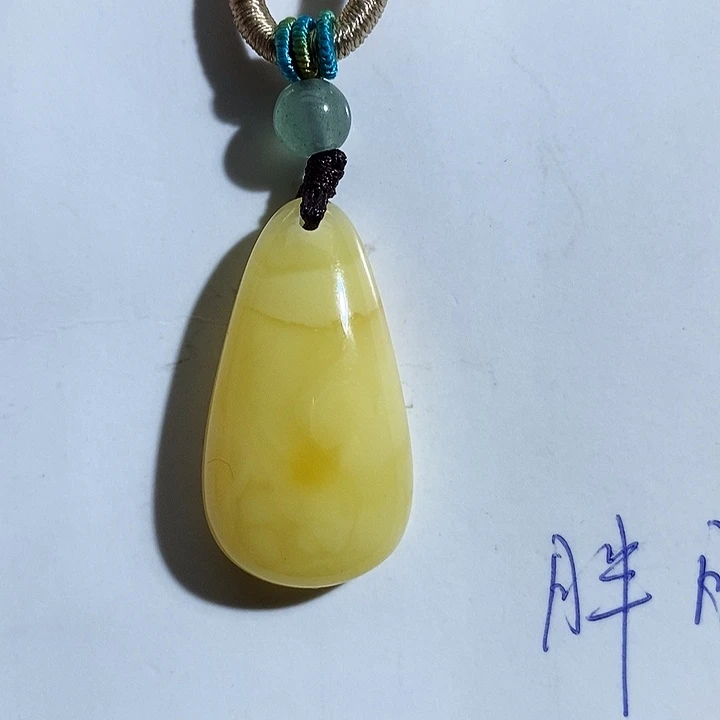 琥珀颈饰未镶嵌琥珀蜜蜡