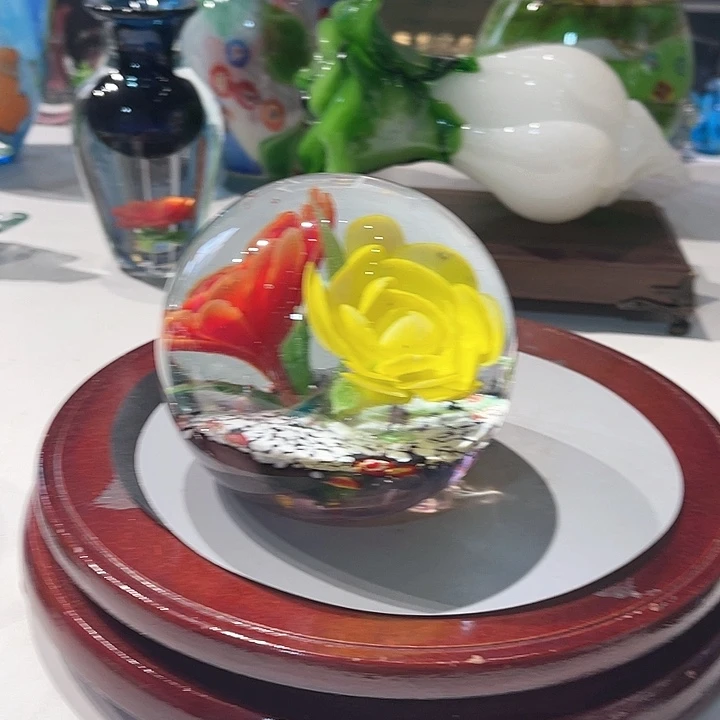 纯手工制作琉璃产品微瑕炸裂