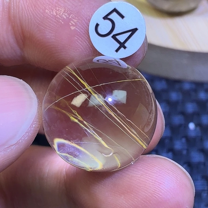 伊***绪吊坠(不含链)水晶未镶嵌