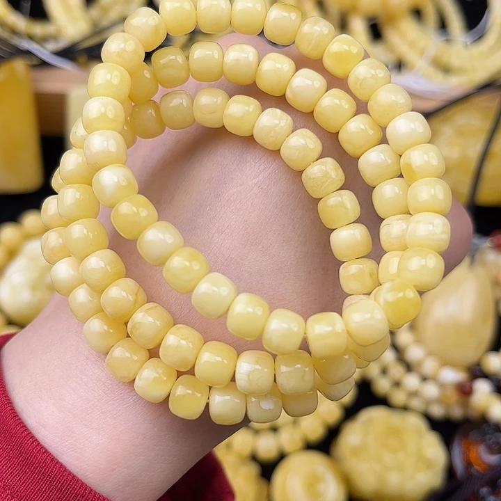 琥珀未镶嵌颈饰琥珀，多样性发其一