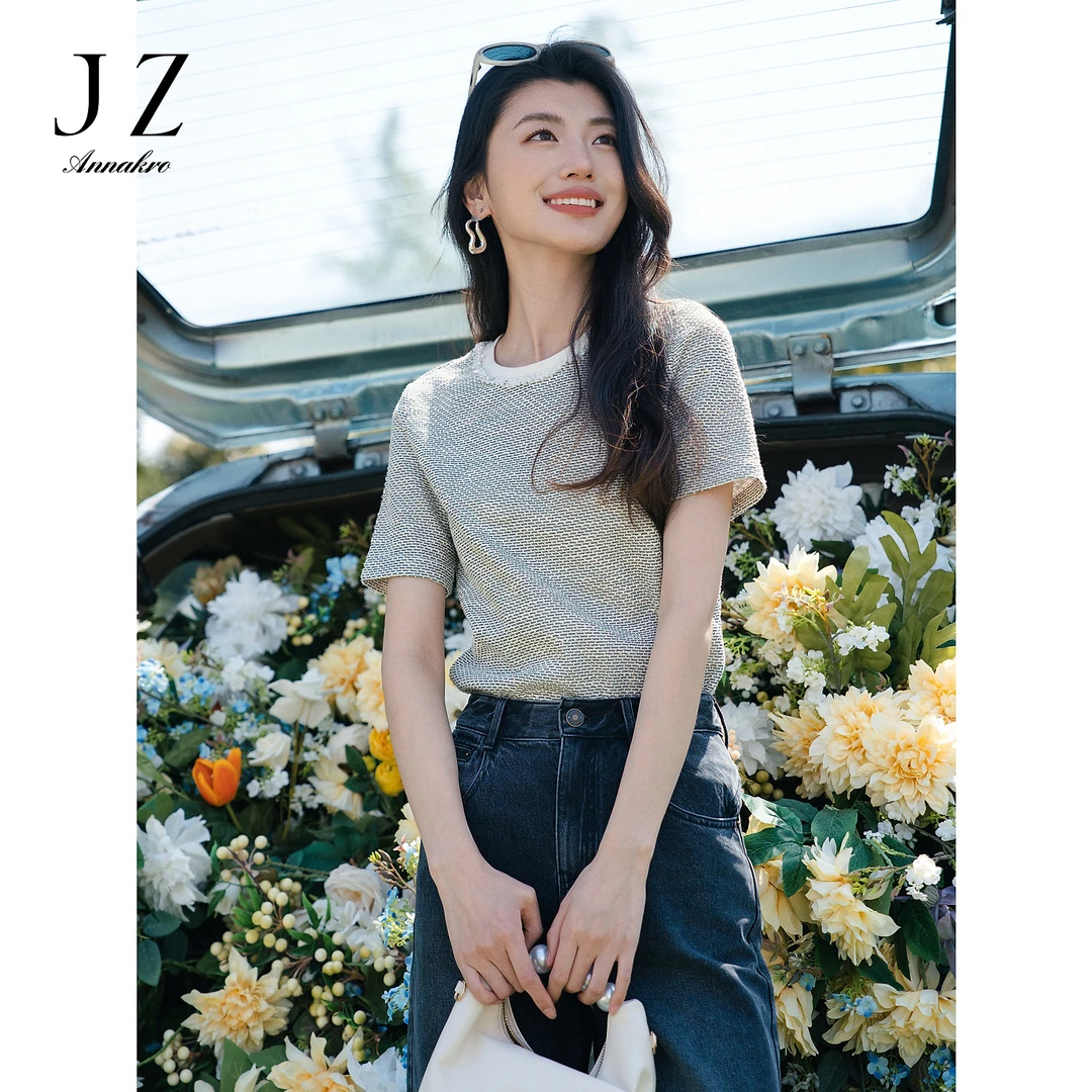 【纤风衫】玖姿安娜蔻时尚手工钉珠T恤小香风肌理感女KWFX83238