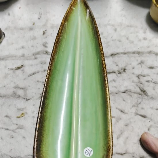 瓷片五厂，七厂各种摆件，瓷片，均有瑕疵！