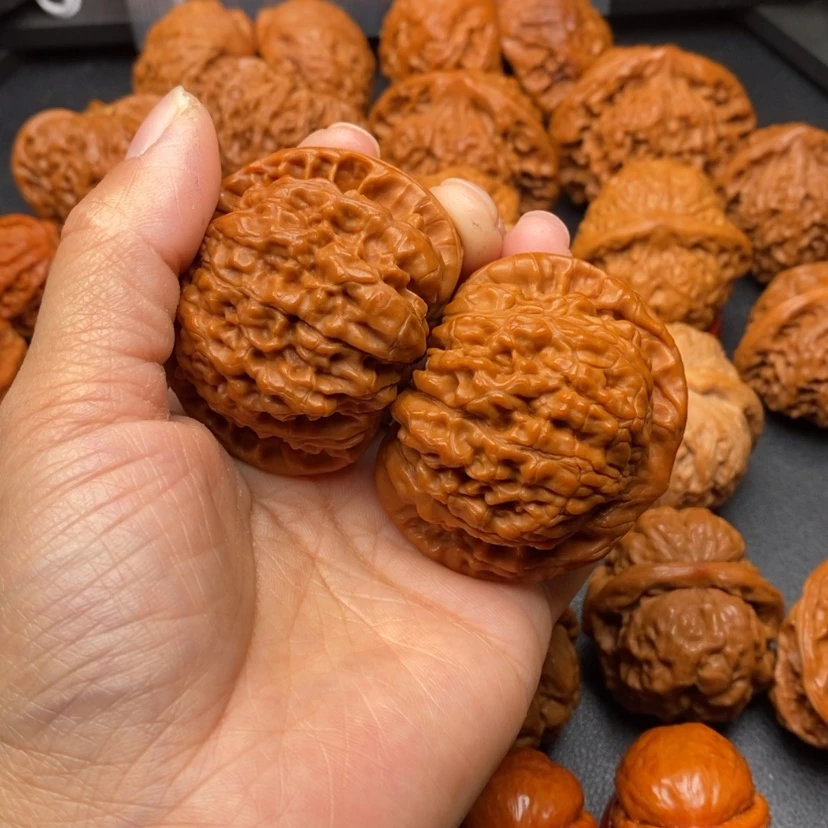 【闪购商品】文玩核桃把件萬**意文玩核桃