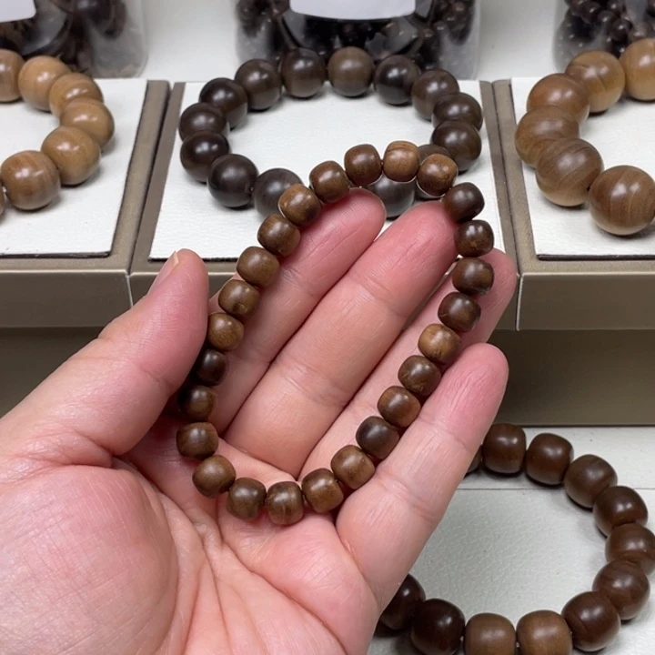 檀香木手串/手链迈索尔正区老山檀香0.8✖️0.9微瑕处理