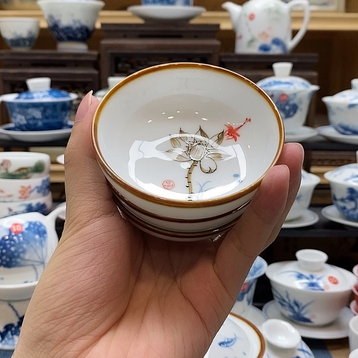 手绘荷花窑变杯子75cc随机图釉下彩高温瓷微瑕福利款