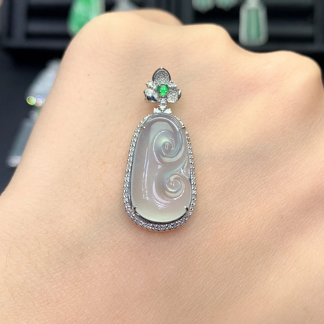 翡翠18K金镶嵌吊坠(不含链)