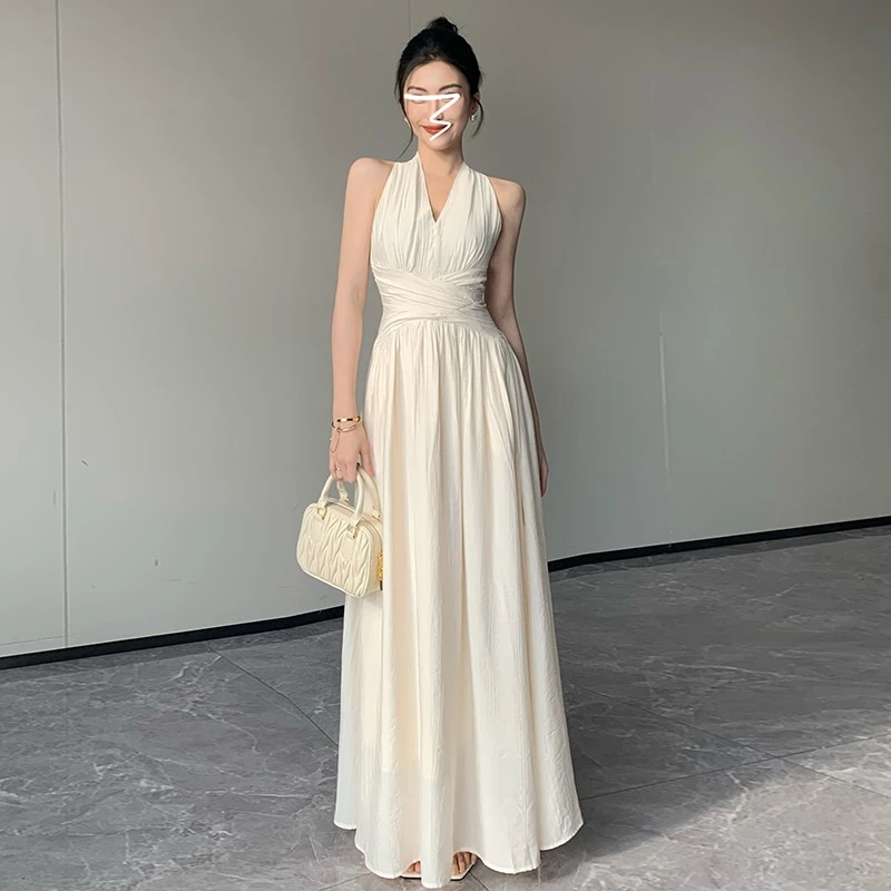 法式气质黑色无袖2025年新款高级感收腰背心吊带连衣裙子女夏季