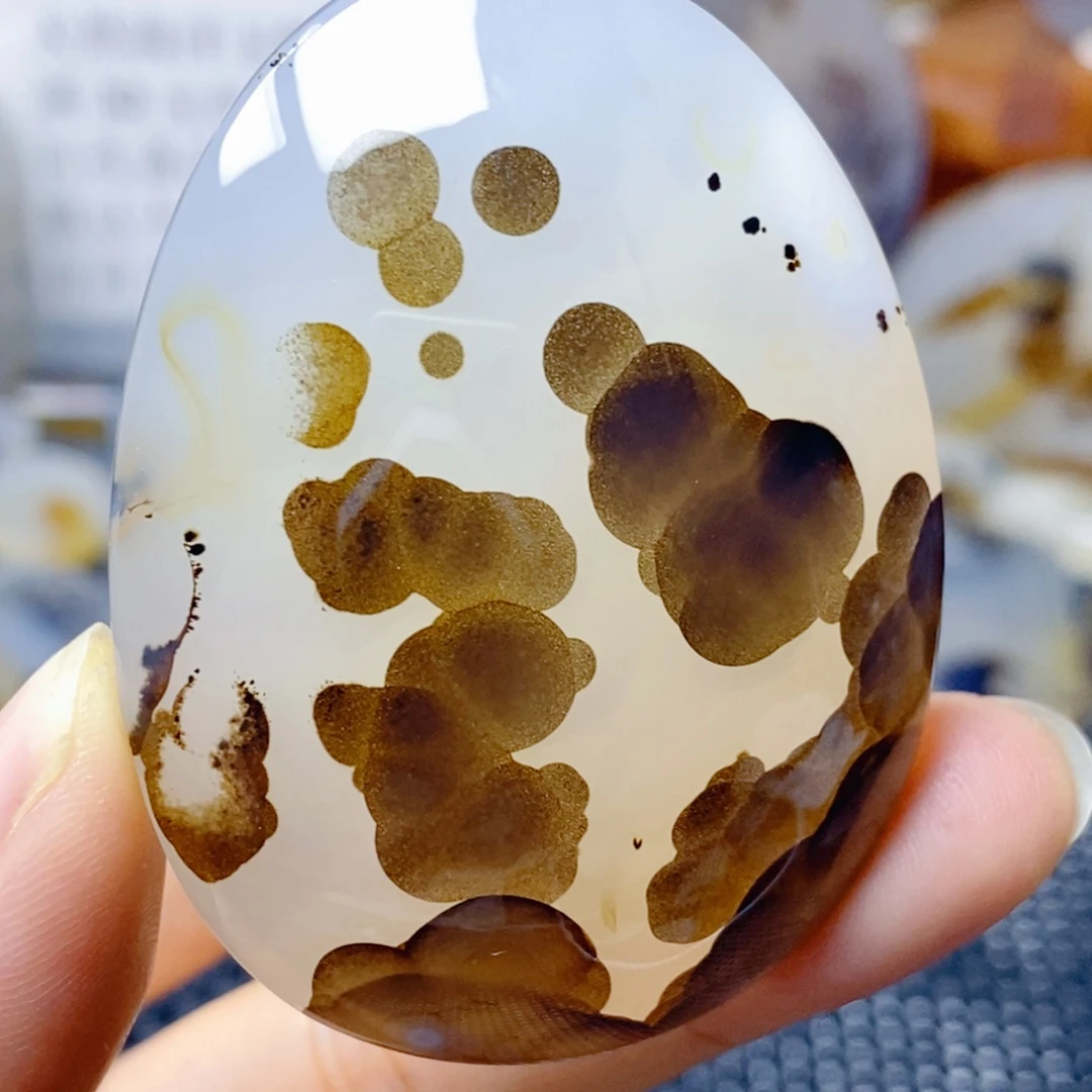 玛瑙/玉髓未镶嵌珠宝奇石