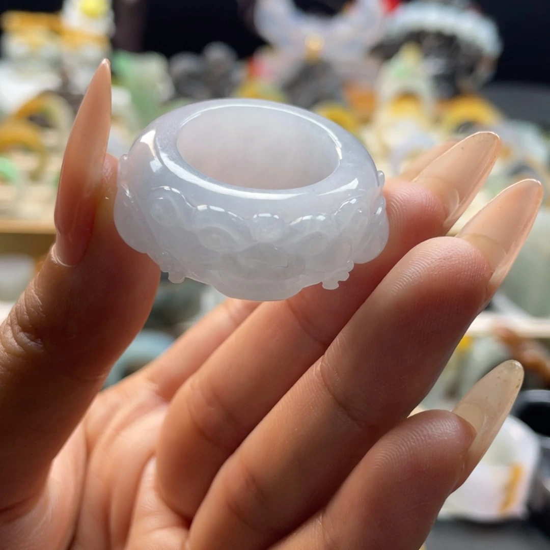 定制翡翠未镶嵌戒指