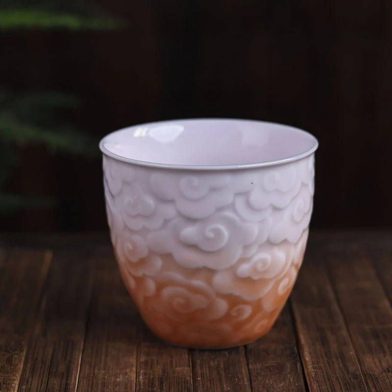 渐变红祥云主人杯120CC（Q4433）