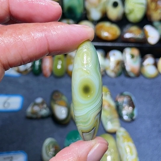 【闪购商品】未镶嵌玛瑙/玉髓珠宝奇石