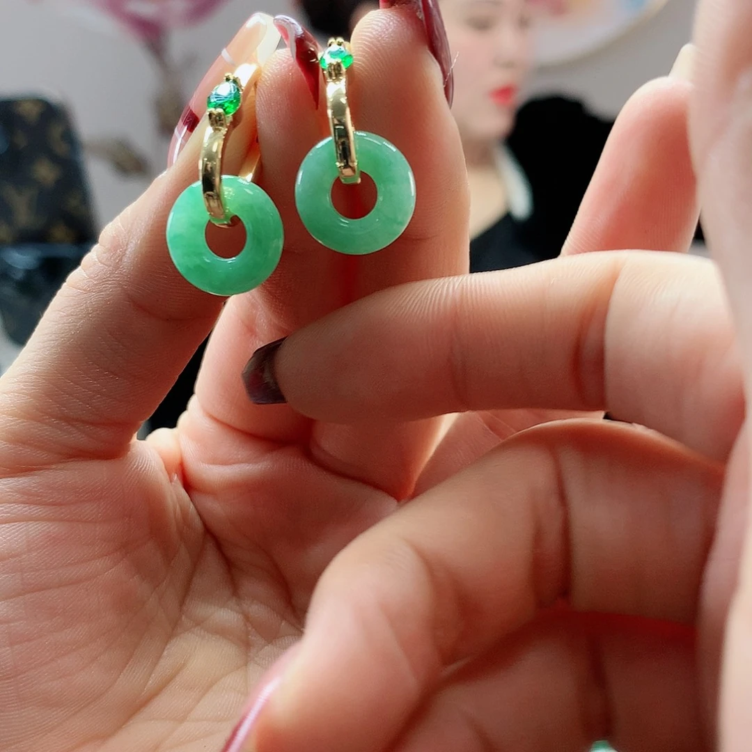 【闪购商品】翡翠耳饰未镶嵌，