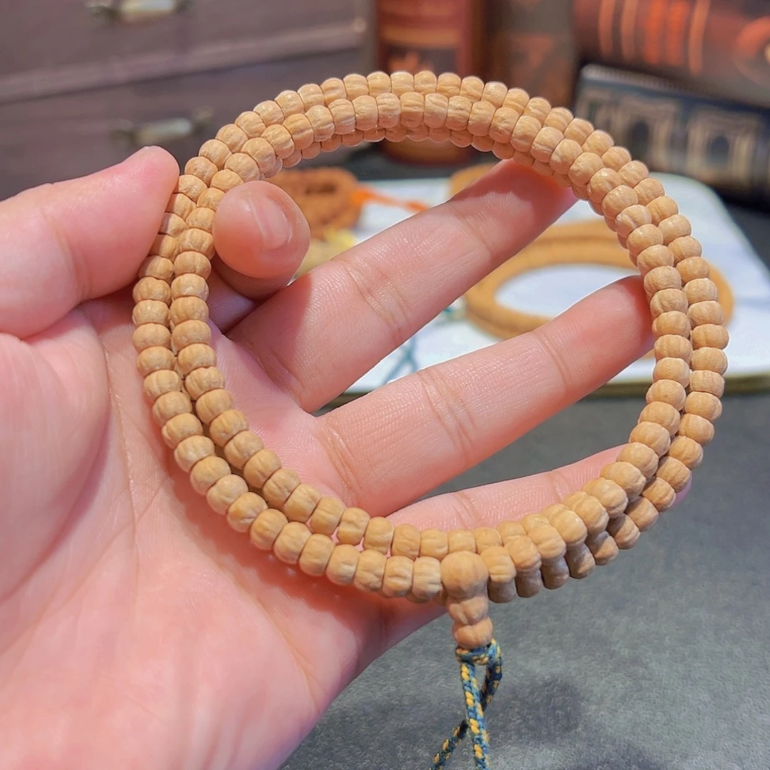 张***娜吊坠柏香籽/百香籽